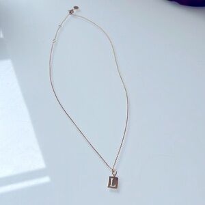 Stella & Dot “L” initial pendant and chain